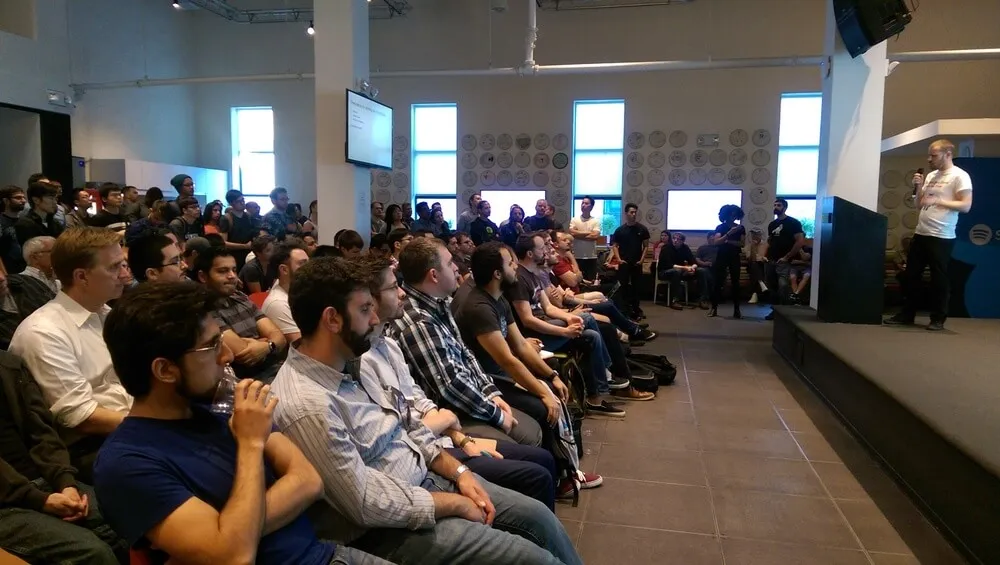 June Meetup: Kotlin 101, Immutables Library, & Backend Driven Native UIs
